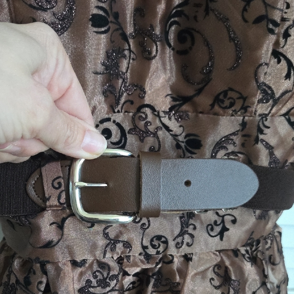 Brown Patterned Dress with Black Accents - Picture 6 of 6